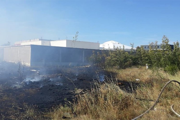 Vatrogasci gase požare južno od Mostara