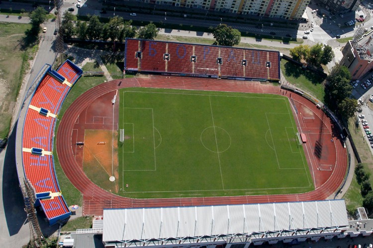 Varnice između FK Borac i atletičara oko Gradskog stadiona