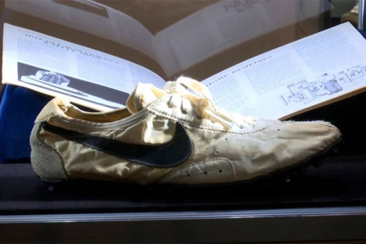 "Nike" patike iz 1972. prodate za 437.000 dolara