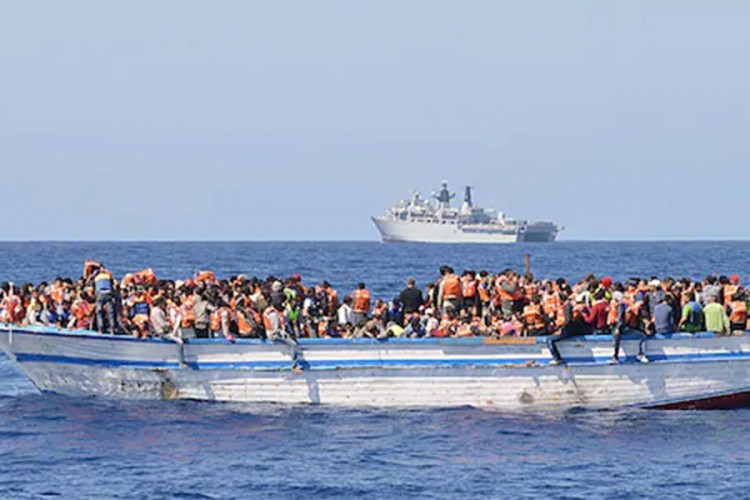 Brodolom kod Libije, strahuje se da je 150 poginulih