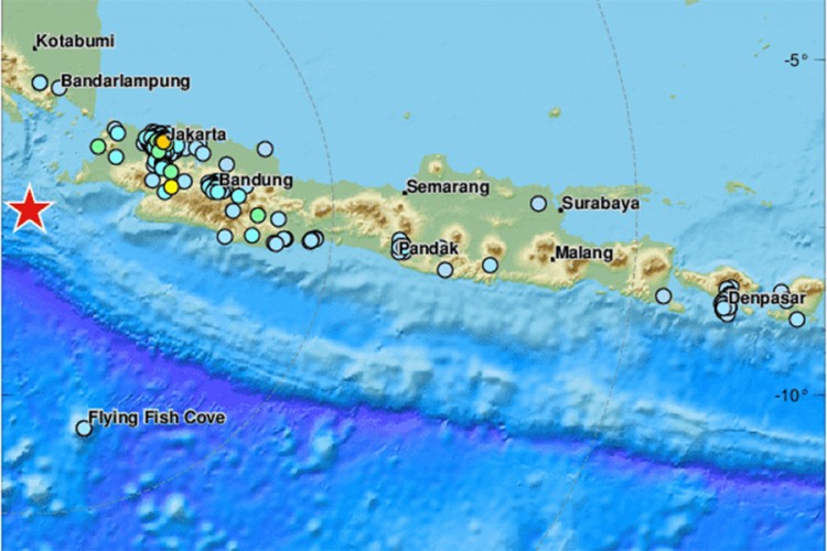 Sumatru pogodio zemljotres od sedam stepeni