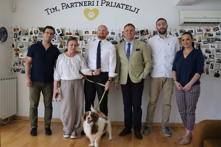 Metju Fild posjetio Predstavništvo Fondacije Dogs Trust u BiH