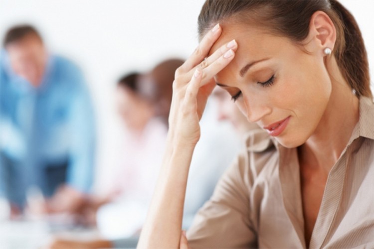 Nagli pad estrogena je glavni uzročnik jakih migrena