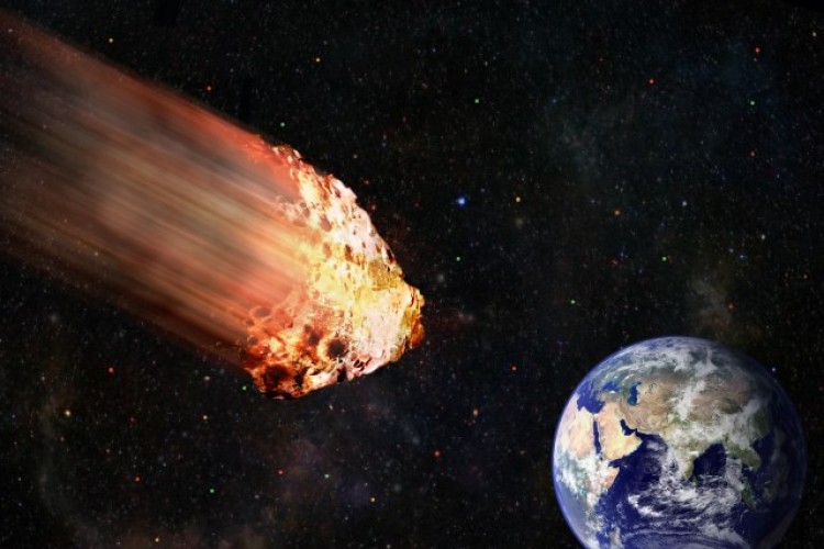Asteroid veličine Keopsove piramide uskoro proleće pored Zemlje