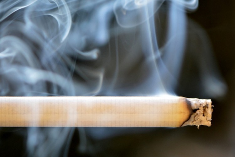 Crna Gora zabranjuje pušenje u zatvorenim prostorijama