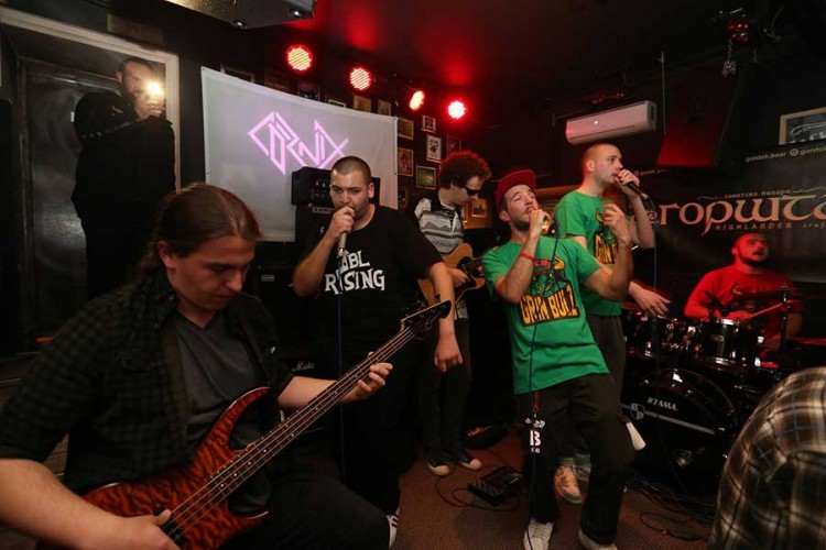 Devet bendova nastupa na prvom "Rock Festivalu" u Aleksandrovcu