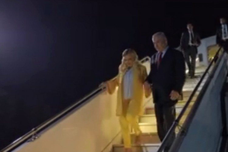 Skandal u Kijevu: Netanjahuova supruga bacila hljeb