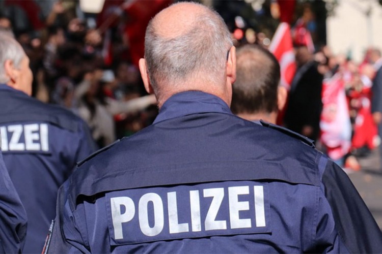 Pretresi u Berlinu, angažovano više od 1.900 policajaca