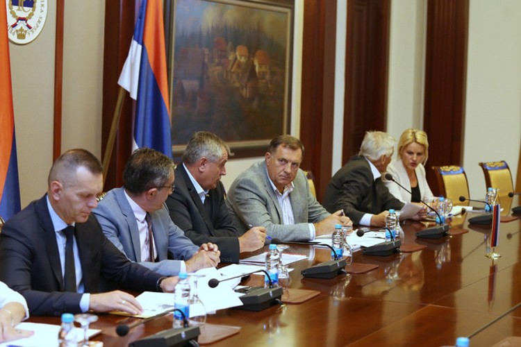 Pola miliona KM od Vlade Srpske za bolji život Srba u FBiH