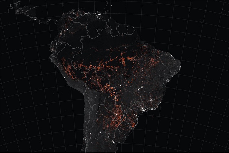 NASA objavila fotografije požara u Amazonu