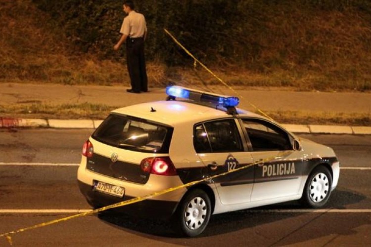 Ubistvo u Sarajevu: Mladić iskrvario na asfaltu nakon uboda nožem