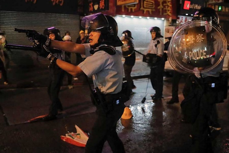 Uhapšeno 36 ljudi tokom demonstracija u Hongkongu