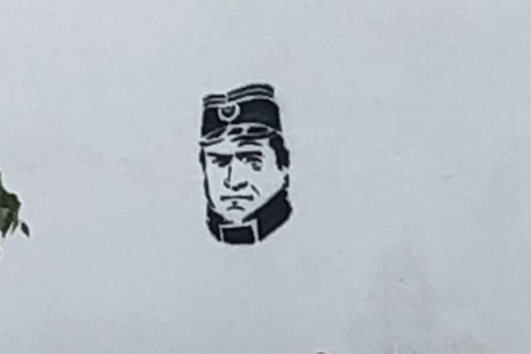 Grafiti sa likom Ratka Mladića u Baru