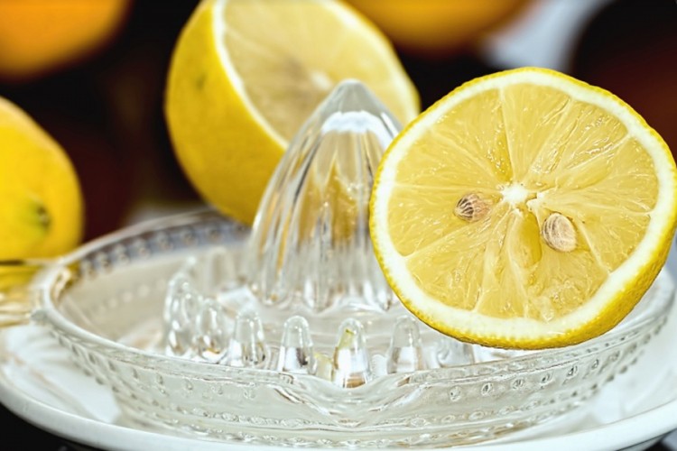 Najjednostavniji i najgenijalniji način da iscijedite limun