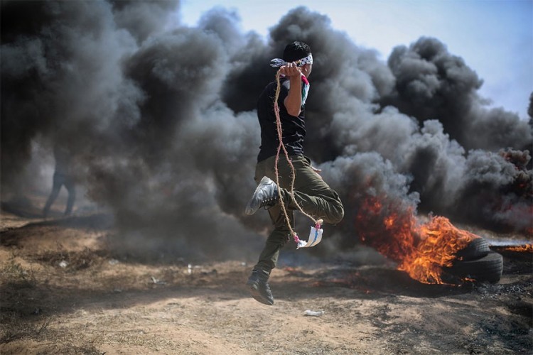 Bojevom municijom na demonstrante: Ubijena dva Palestinca
