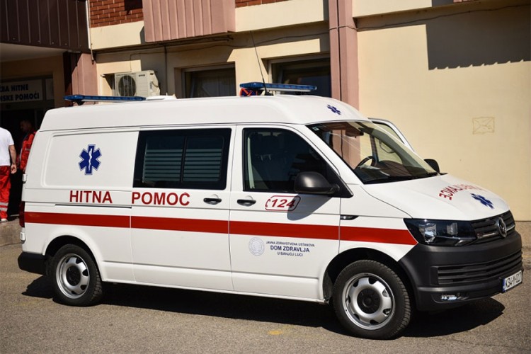 Srbija plaća nabavku 15 sanitetskih vozila za RS