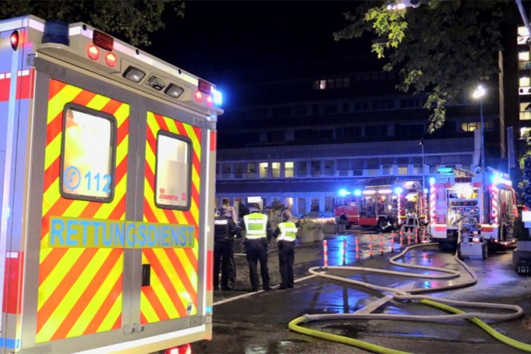 Požar u bolnici, jedna osoba poginula, 19 povrijeđeno