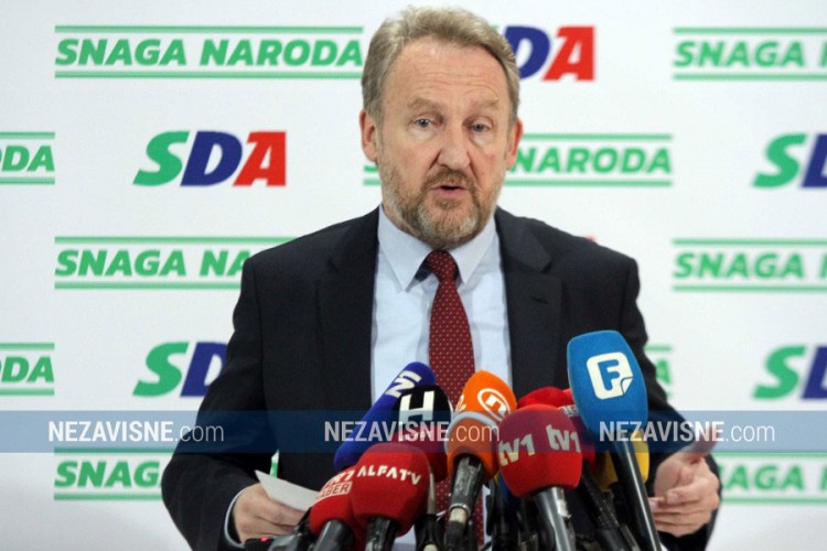 Izetbegović jednoglasno izabran za predsjednika SDA