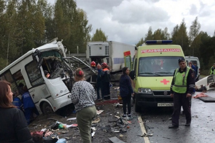 U nesreći u Jaroslavu sedam poginulih, 28 povrijeđenih