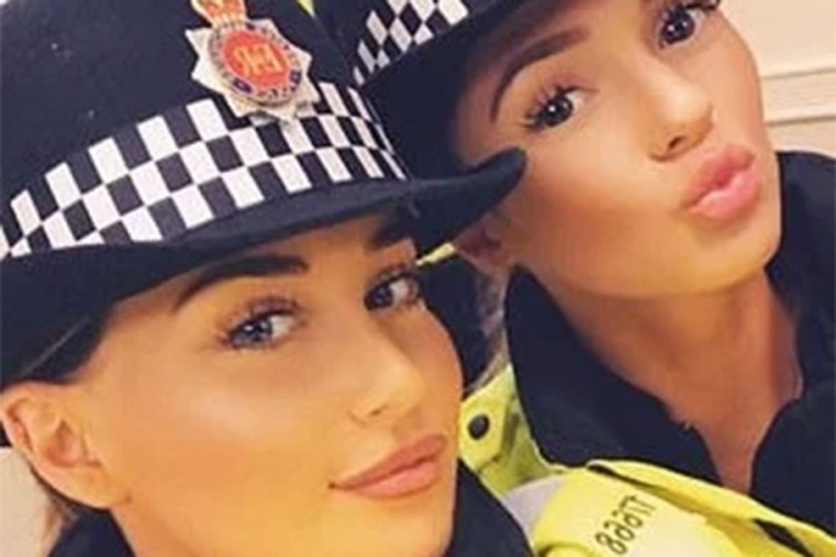Policajka obrisala Twitter zbog komentara muškaraca na njene slike