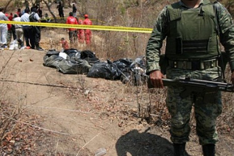 Pronađeno 29 tijela u plastičnim kesama