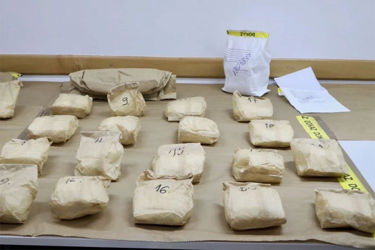 U Tuzli zaplijenjeno više od 11 kilograma droge vrijedne 600.000 KM
