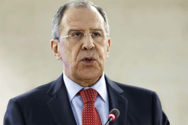 Lavrov: Kako Zapad sankcijama i ratom brani demokratiju