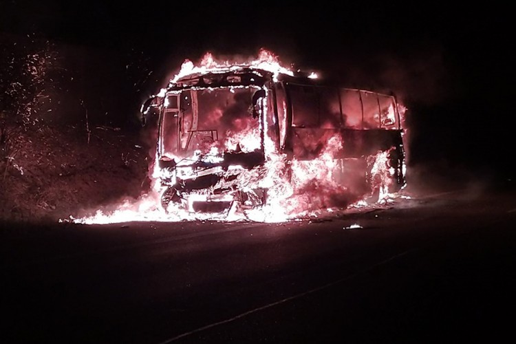 Autobus hrvatske kompanije potpuno izgorio na autoputu u Njemačkoj