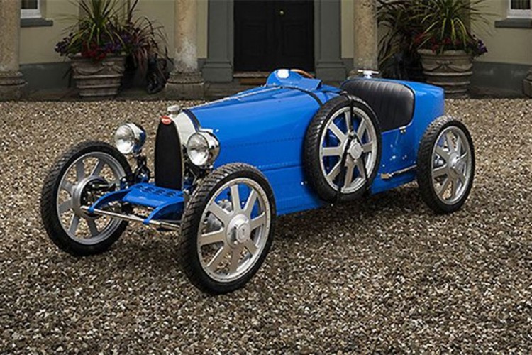 Kako razmaziti dijete? Kupite mu Bugatti za 30.000 evra