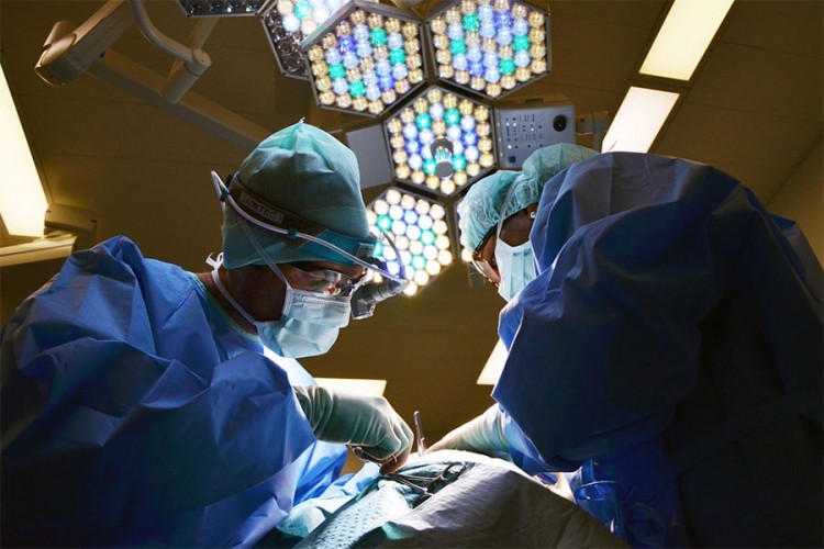 Pacijent u Travniku umro tokom operacije zbog neispravnog instrumenta?