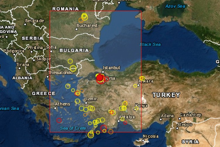 Snažan zemljotres pogodio Istanbul