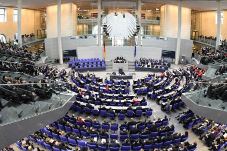 Bundestag: Albanija i Sjeverna Makedonija mogu da počnu pregovore sa EU