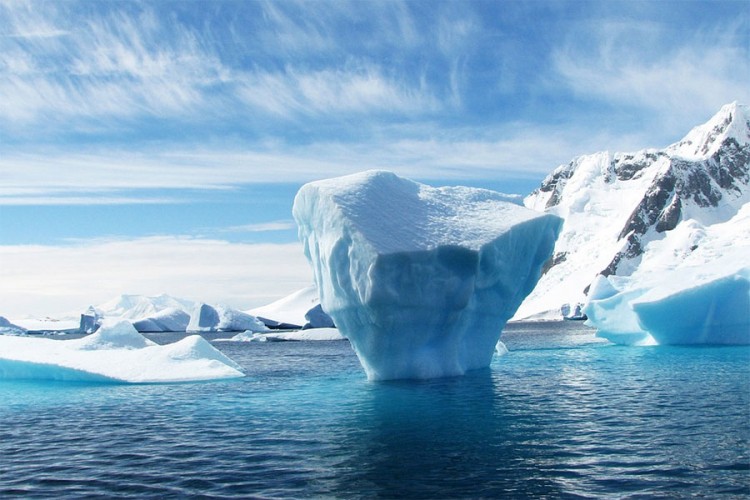 Santa leda teška 315 mlrd tona odvojila se od Antarktika