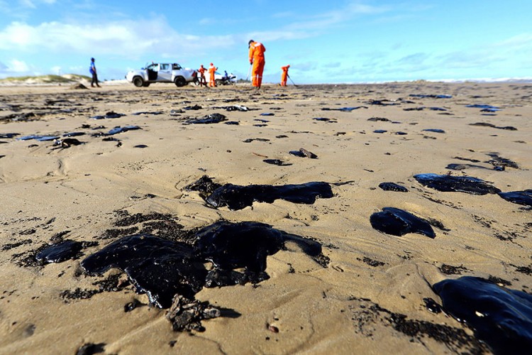 Brazil optužio Venecuelu da ispušta naftu na plaže