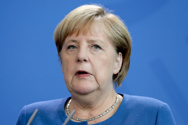 Merkel Erdoanu: Odmah obustaviti ofanzivu