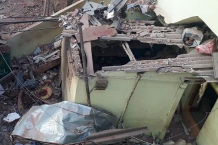 Tragedija u Indiji: U rušenju kuće najmanje 12 mrtvih