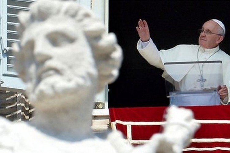 Papin glavni tjelohranitelj podnio ostavku zbog curenja informacija