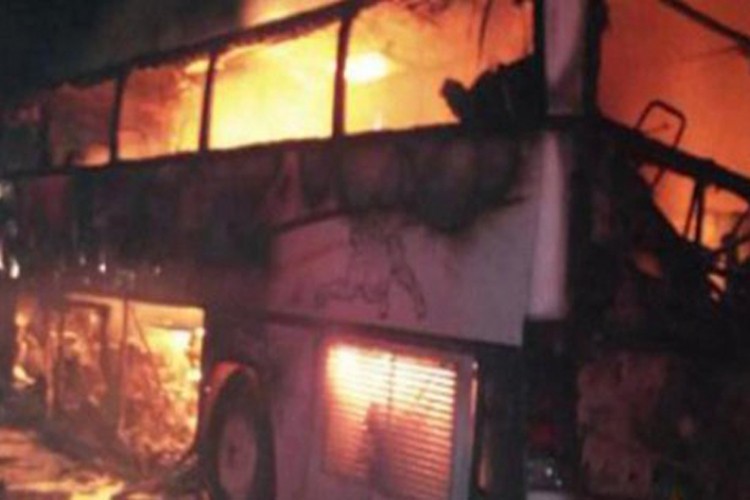Poginulo 35 hodočasnika u autobuskoj nesreći kod Medine