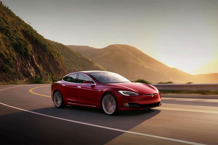 Ovako Tesla testira bezbjednost svojih automobila