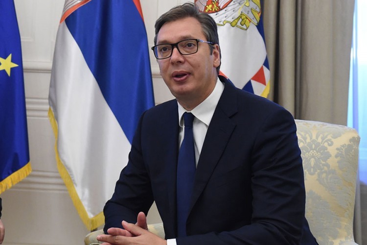 Vučić za Medvedeva spremio specijalan poklon