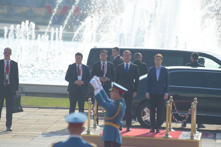 Svečani doček za Medvedeva ispred Palate Srbija: Dobri odnosi dvije države