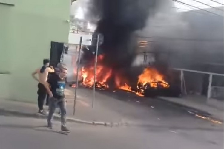 Avion udario u automobil u Brazilu, troje poginulih