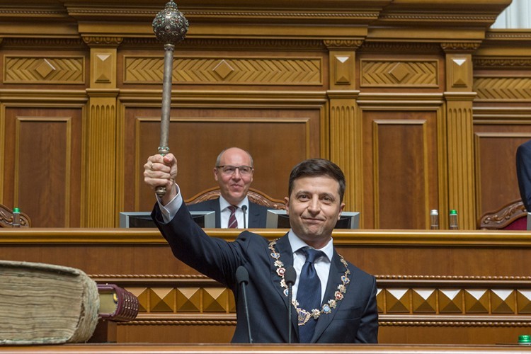 Predsjednik Ukrajine traži da poslanici idu na poligraf
