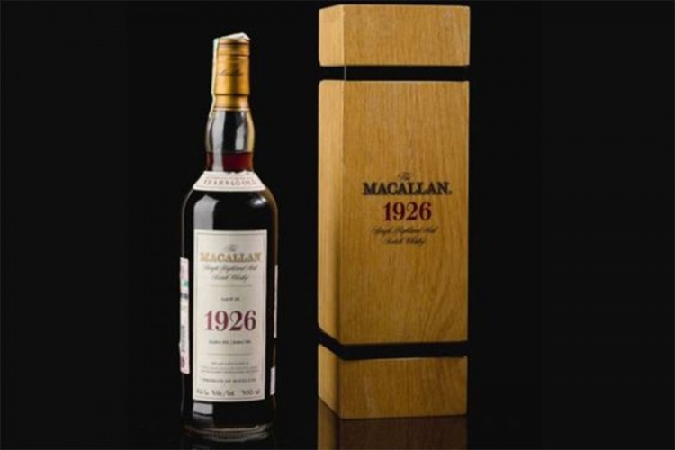 Flaša škotskog viskija na aukciji postigla cijenu od 1,7 miliona evra