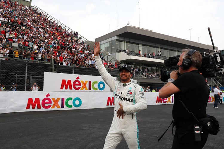 Trijumf Hamiltona u Meksiku, nova titula nadomak ruke