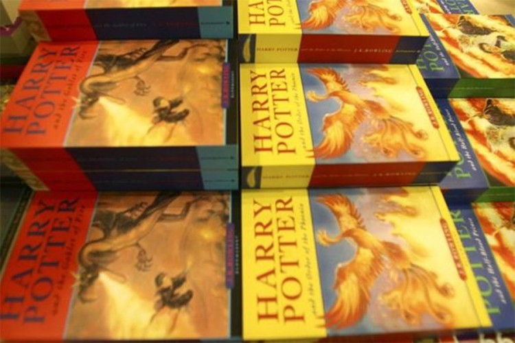 Knjige o Hariju Poteru skuplje u SAD jer se štampaju u Kini