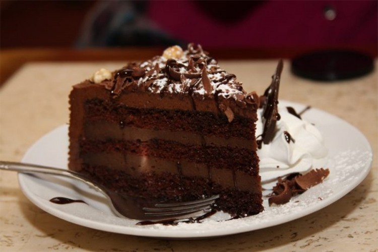 Brza čokoladna torta koju će svi obožavati