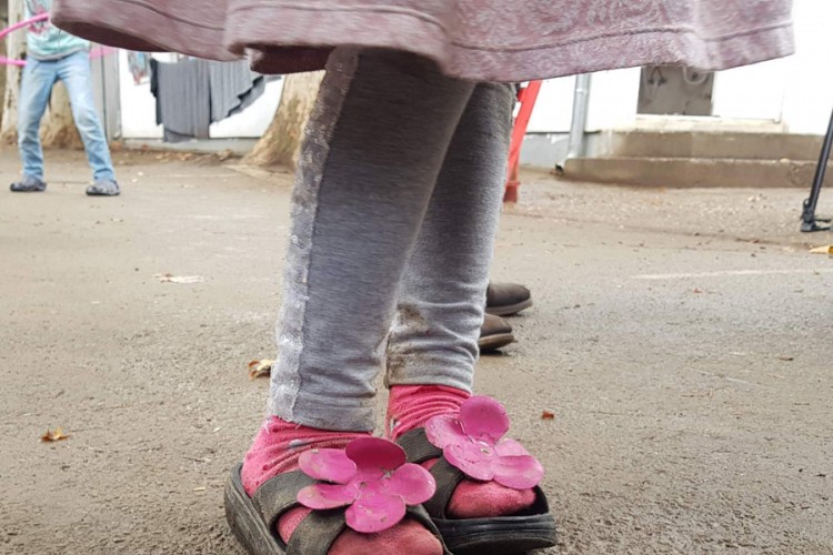 "Nezavisne" u kampu u Šidu: Nedostaje mi kuća, voljela bih da tamo plešem