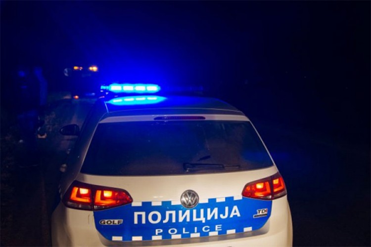 Sudar na putu Modriča - Doboj: Jedna osoba poginula, povrijeđeno dvoje djece
