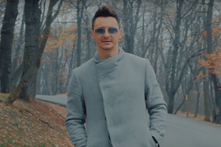 Opljačkan pjevač Emir Đulović